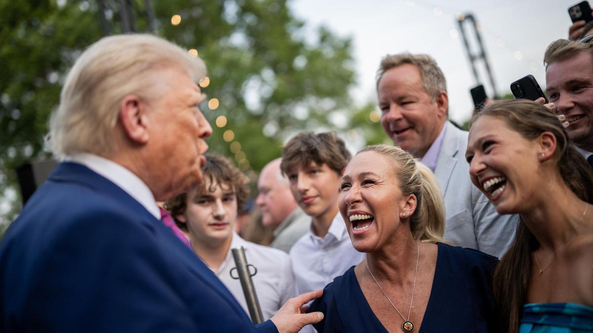 Trump rompe con la congresista ultra Marjorie Taylor Greene por el caso Epstein