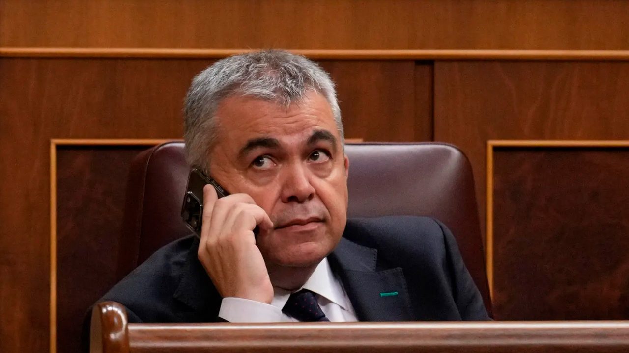 La UCO sitúa a Santos Cerdán en un documento con «peticiones de nombramiento» del PNV tras la moción de censura