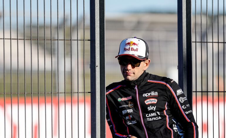 Jorge Martín reconoce que no puede dejar a un lado el dolor: «La espalda, la clavícula…»