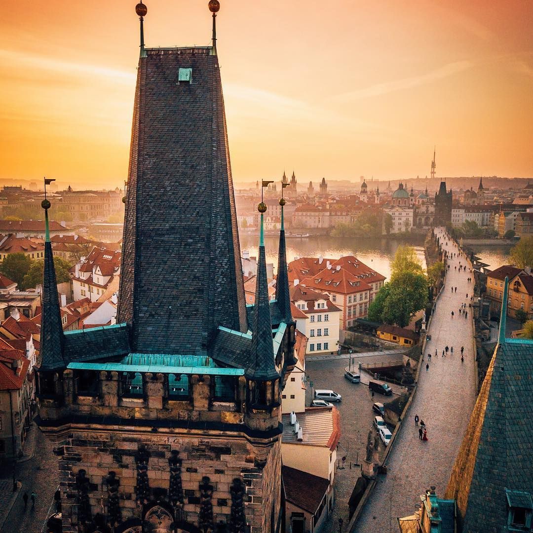 Torre de Praga y Puente de Carlos, República Checa