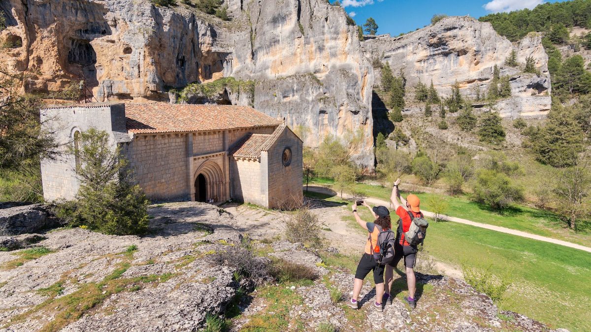 Las 10 ermitas más bonitas de España y perfectas para hacer una ruta de senderismo en torno a ellas