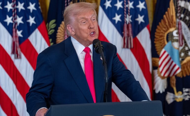 Trump propone la pena de muerte para los demócratas que pidieron a los militares rechazar órdenes ilegales