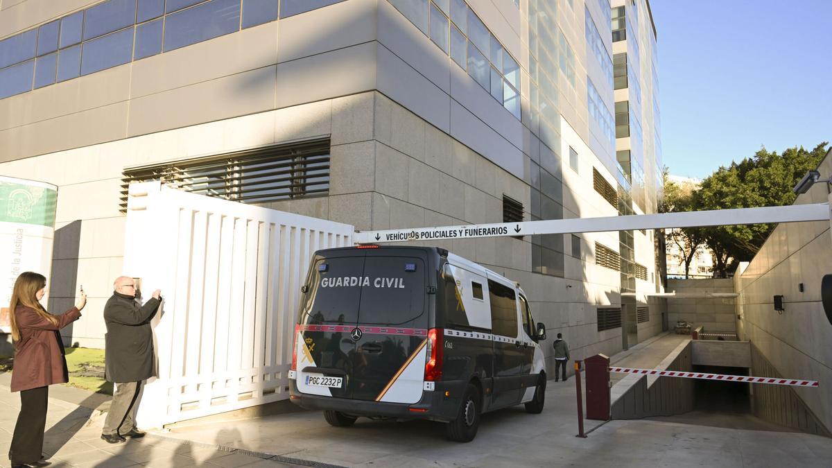 CASO MASCARILLAS ALMERÍA | El juez ya envió a la UCO en mayo a la Diputación de Almería y le llegó a abrir un expediente por posible «mala fe»