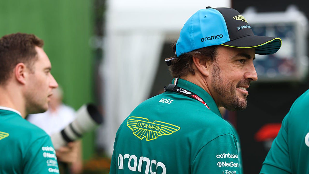 El jefe de MotoGP alucina con Fernando Alonso: «Es un animal…»