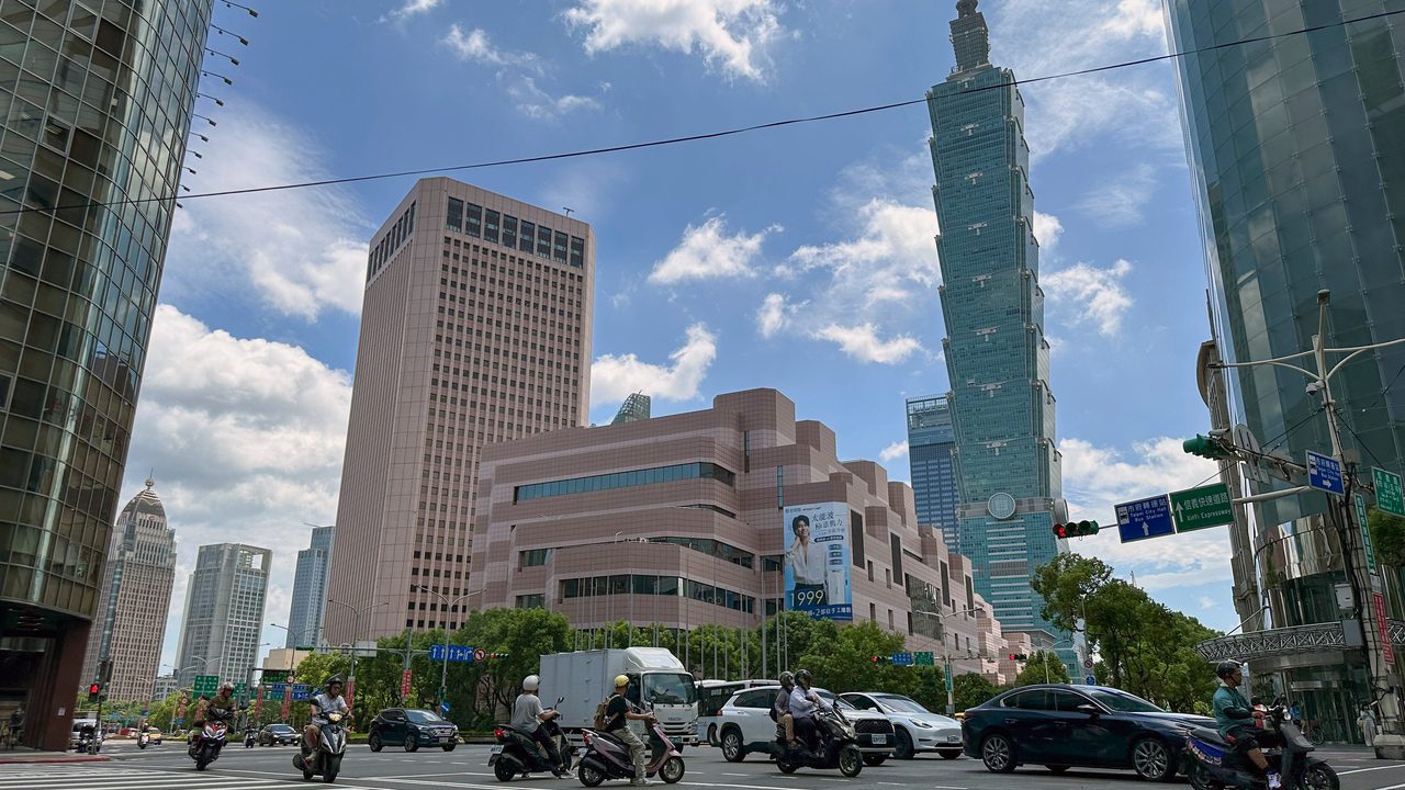 del liderazgo industrial al vasallaje digital