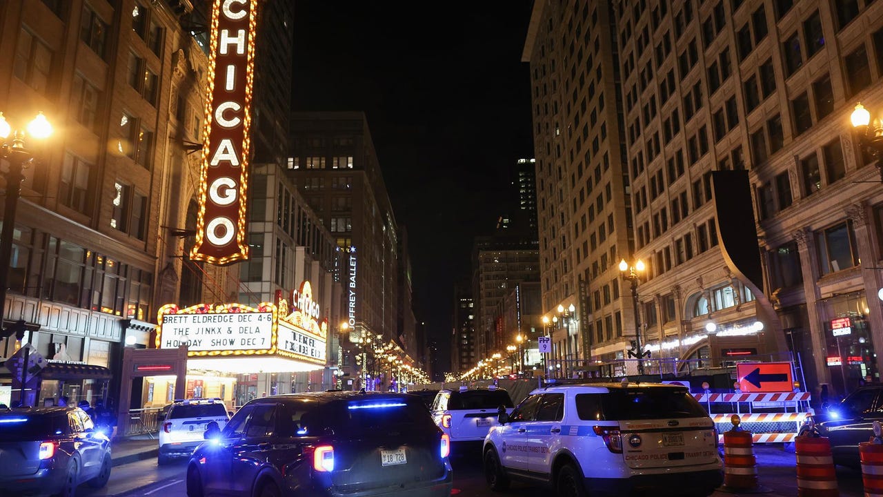 Un adolescente muerto y más de una decena heridos en dos tiroteos en Chicago