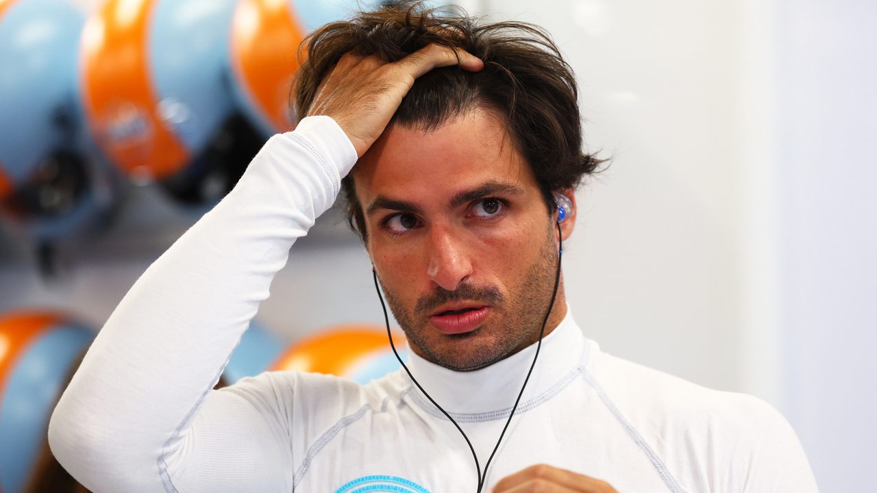 Los coches que nos han superado iban…