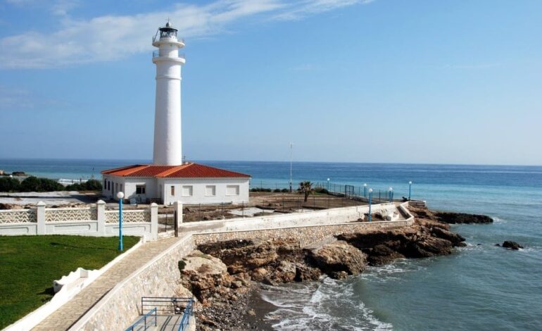 Ocho rincones mágicos para enamorarte de la Axarquía