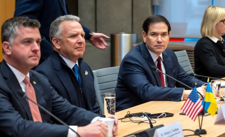EEUU y Ucrania pactan que la soberanía ucraniana sea «intocable» en cualquier acuerdo de paz