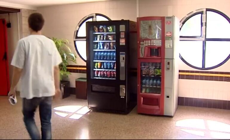 Los alimentos saludables siguen sin llegar a las máquinas de ‘vending’ de los hospitales