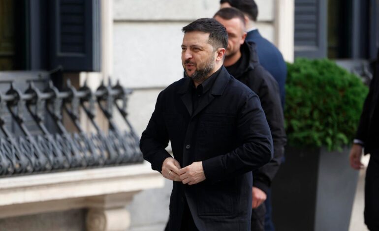 Zelenski critica que Putin quiere «reconocimiento legal para lo que ha robado» y el Kremlin rechaza los cambios de Europa