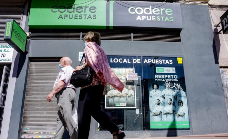 Consumo multa a 32 operadores de juego con más de 33 millones de euros y bloquea seis portales