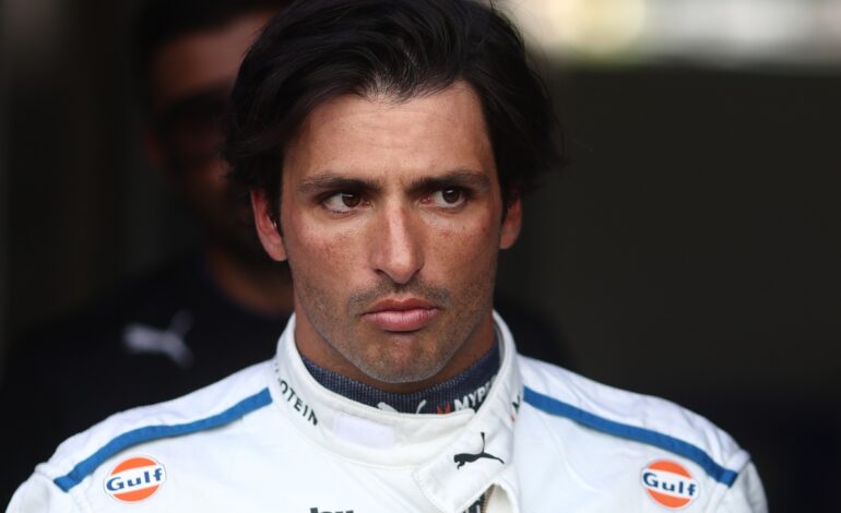 Carlos Sainz cuestiona una decisión de Williams y asegura que «aspira a más»