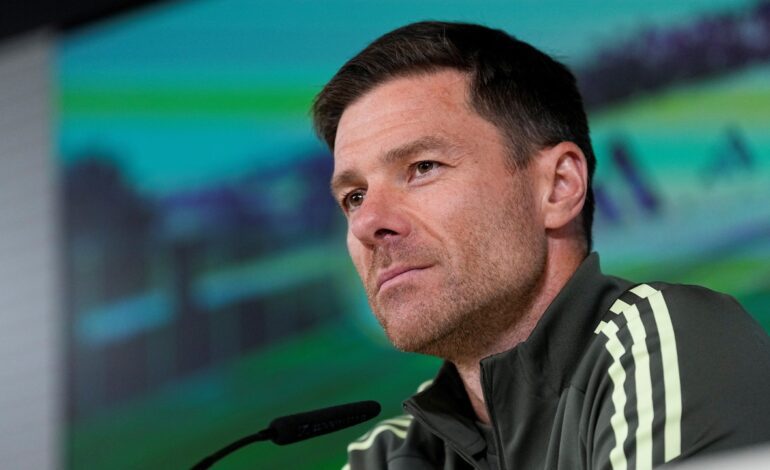 No soy el primer entrenador que tiene que convivir con estas situaciones