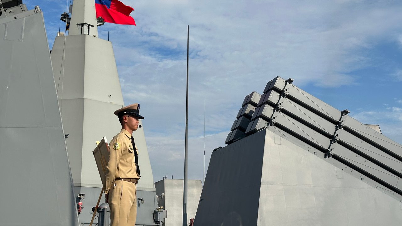 Taiwán acelera su rearme ante el riesgo de una invasión china a partir de 2027