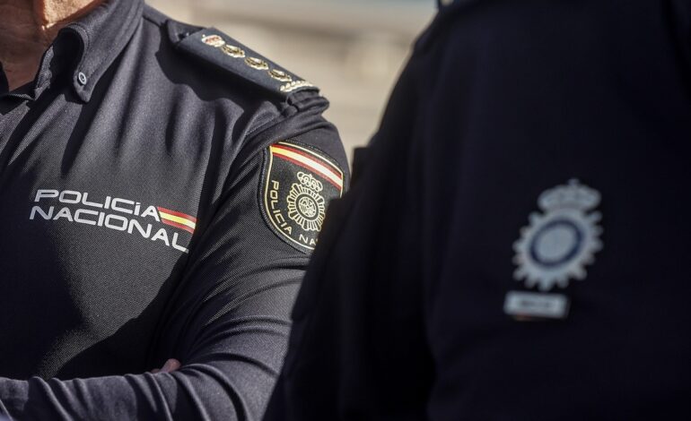 Muere el policía que fue agredido con una piedra en Vinalesa, Valencia