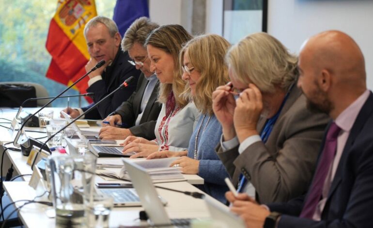 Gobierno, CSIF y UGT pactan una subida salarial del 11% para los funcionarios hasta 2028 con un alza del 2,5% en 2025 que se cobrará a partir de diciembre