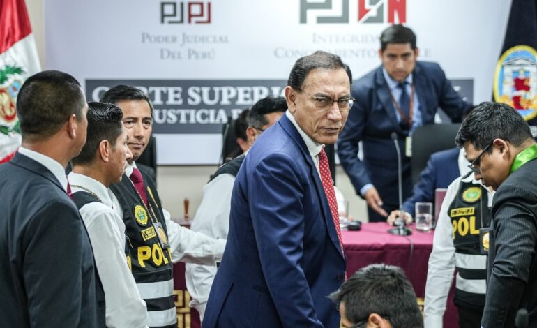 Martín Vizcarra se suma al club de los expresidentes peruanos condenados por la Justicia: ya son cuatro (de momento)