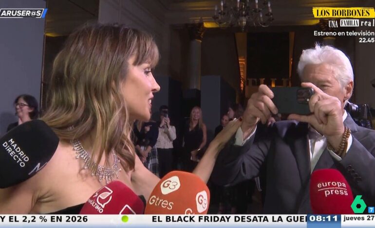 Richard Gere se convierte en el fotógrafo de su mujer, Alejandra Gere, y las reporteras de los Elle Future