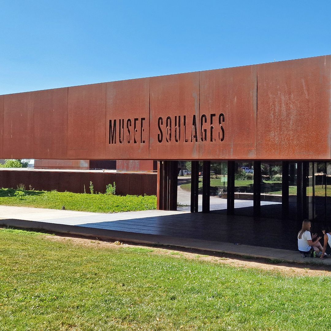 Museo Soulages, Rodez, Francia