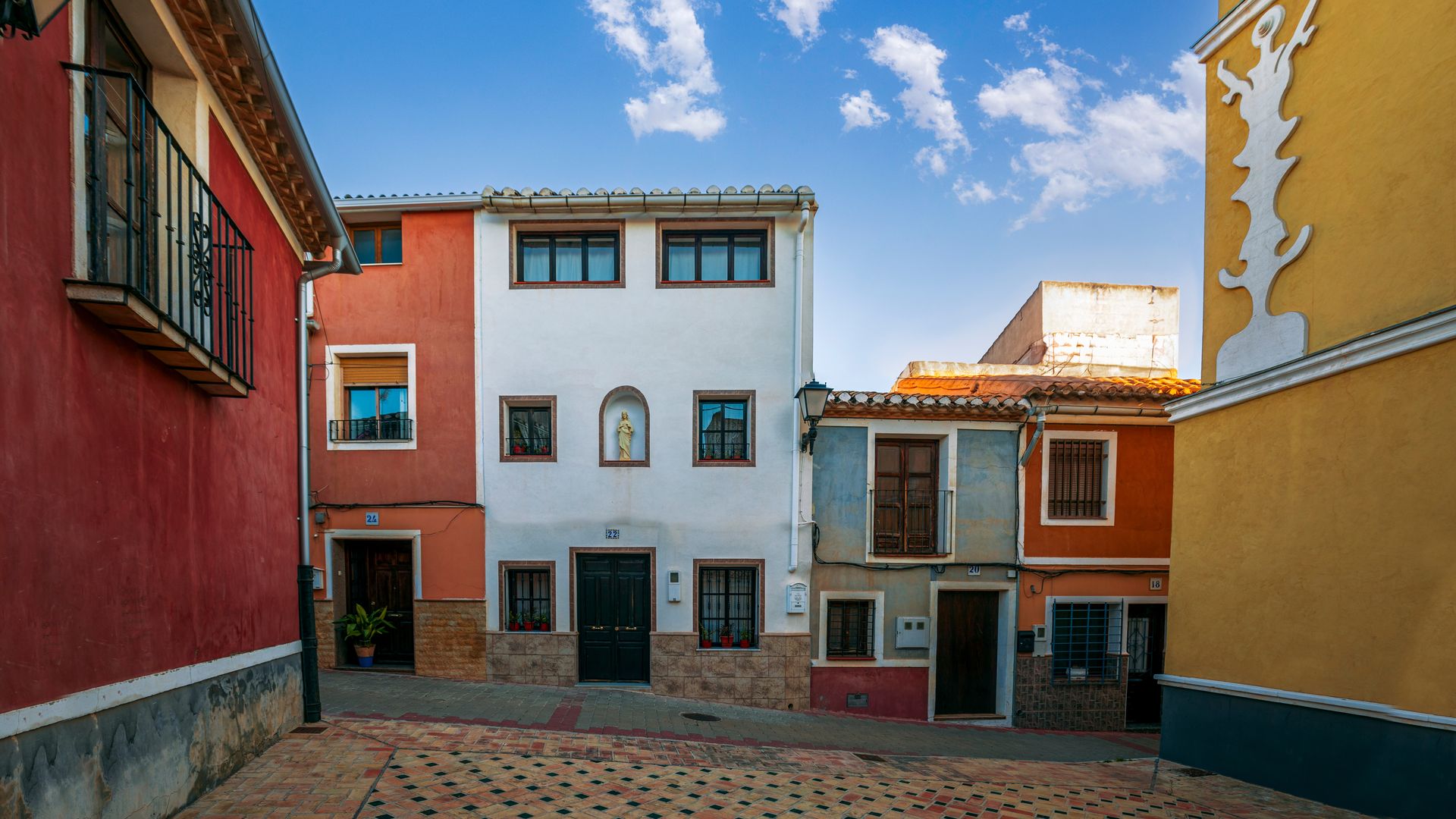 Casas coloridas en Bullas, Murcia
