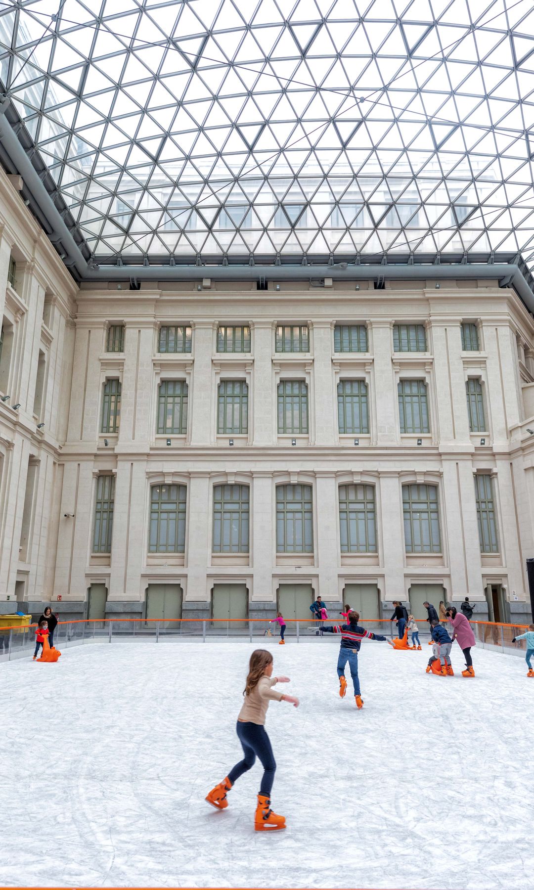 Pista de Hielo Galería Cibeles Cristal
