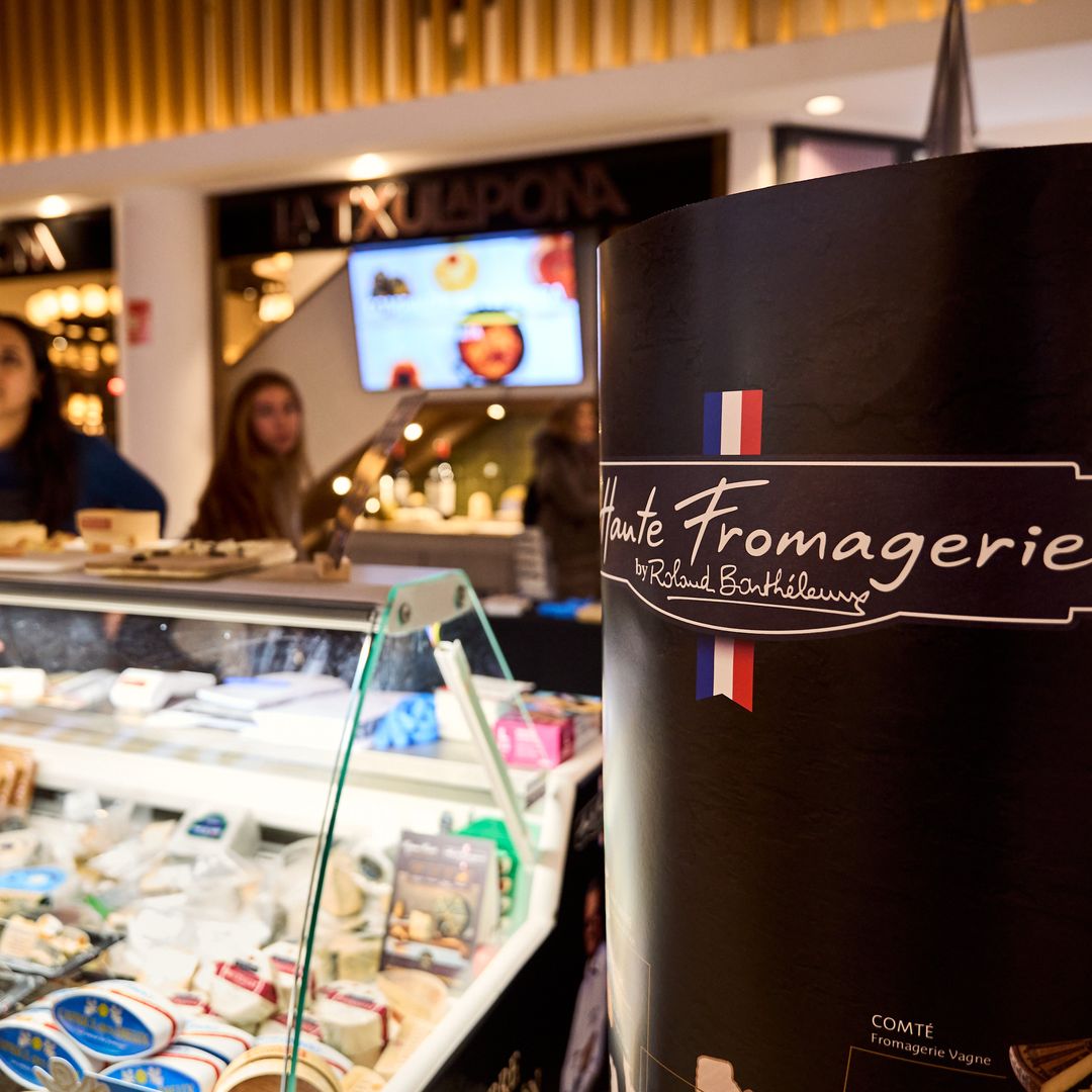 Mercado III Semana Francesa Quesos Arturo Soria Plaza Madrid