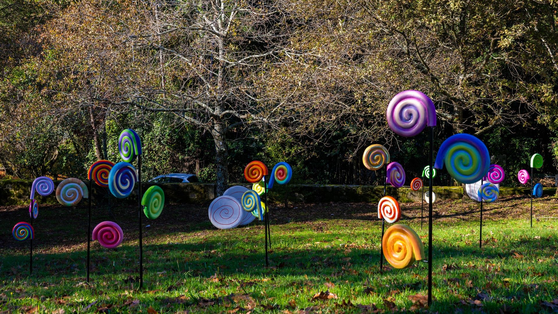 Perlim, la feria y mercado navideño más mágico de Portugal, celebrada en un castillo, en la localidad de Santa María da Feria, cerca de Oporto