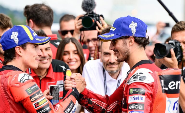 El claro consejo de un campeón de MotoGP a Bagnaia: «Si piensa en Márquez…»