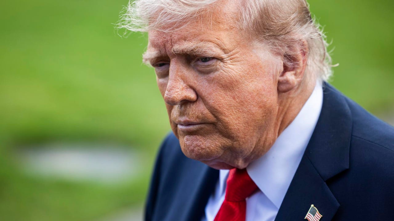 Trump asegura que «muy pronto comenzarán a detener también por tierra» a los narcotraficantes venezolanos