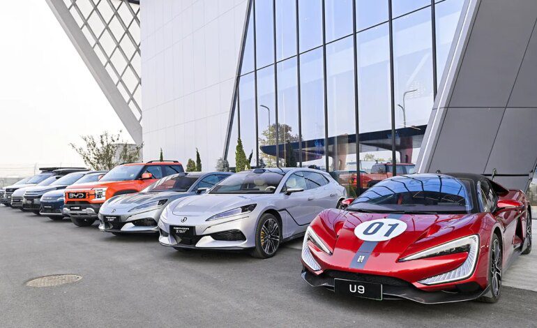 Dentro de BYD y de la fábrica de coches más grande del mundo