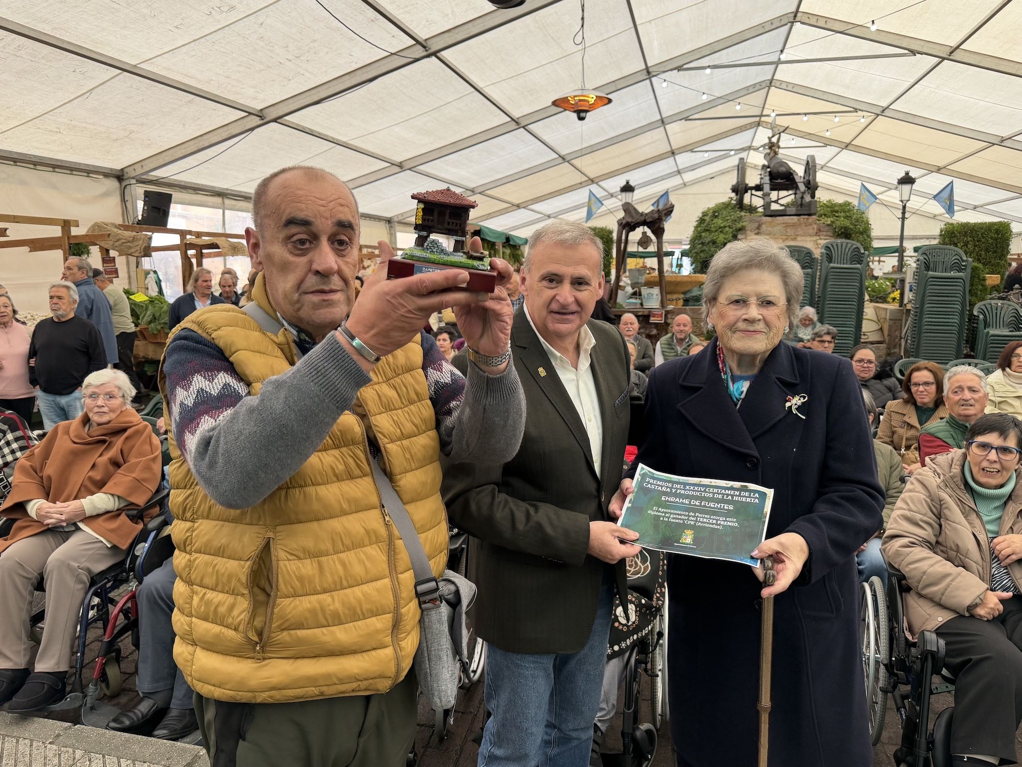 Concurso de castañas y productos de la huerta en Arriondas