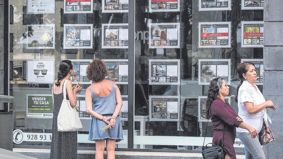 HACIENDA IRPF VIVIENDA | Hacienda abre la puerta a nuevas deducciones en el IRPF por cancelar la hipoteca tras vender una vivienda comprada antes de 2013