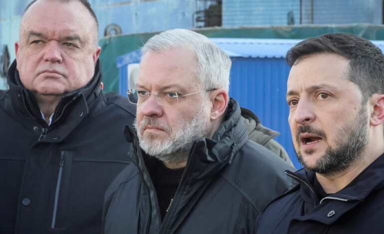 Escándalo de corrupción en Ucrania: dos ministros renuncian a petición de Zelenski