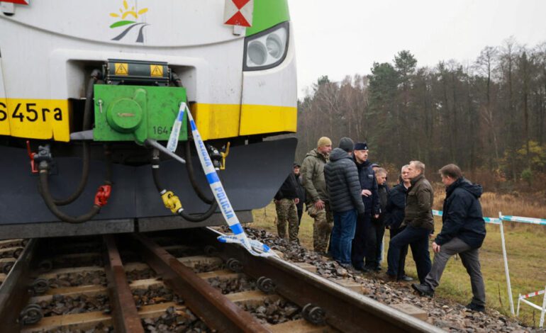 Polonia sospecha de 'servicios de inteligencia extranjeros' tras explosión que golpea vía férrea hacia Ucrania