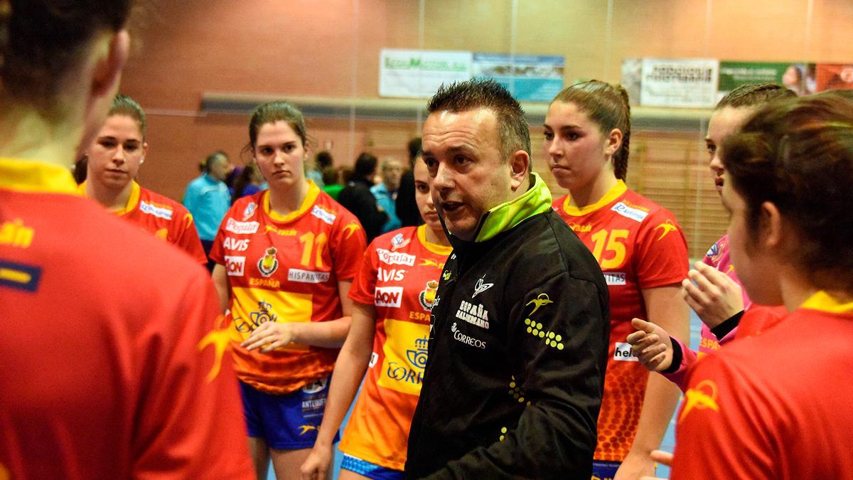 Alfredo Rodríguez liderará un nuevo proyecto de balonmano fuera de Asturias: estos son los detalles