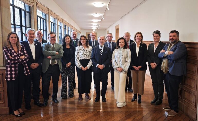 La Universidá d’Uviéu ficha a 11 figures clave pa revolucionar la so estratexa de futuru