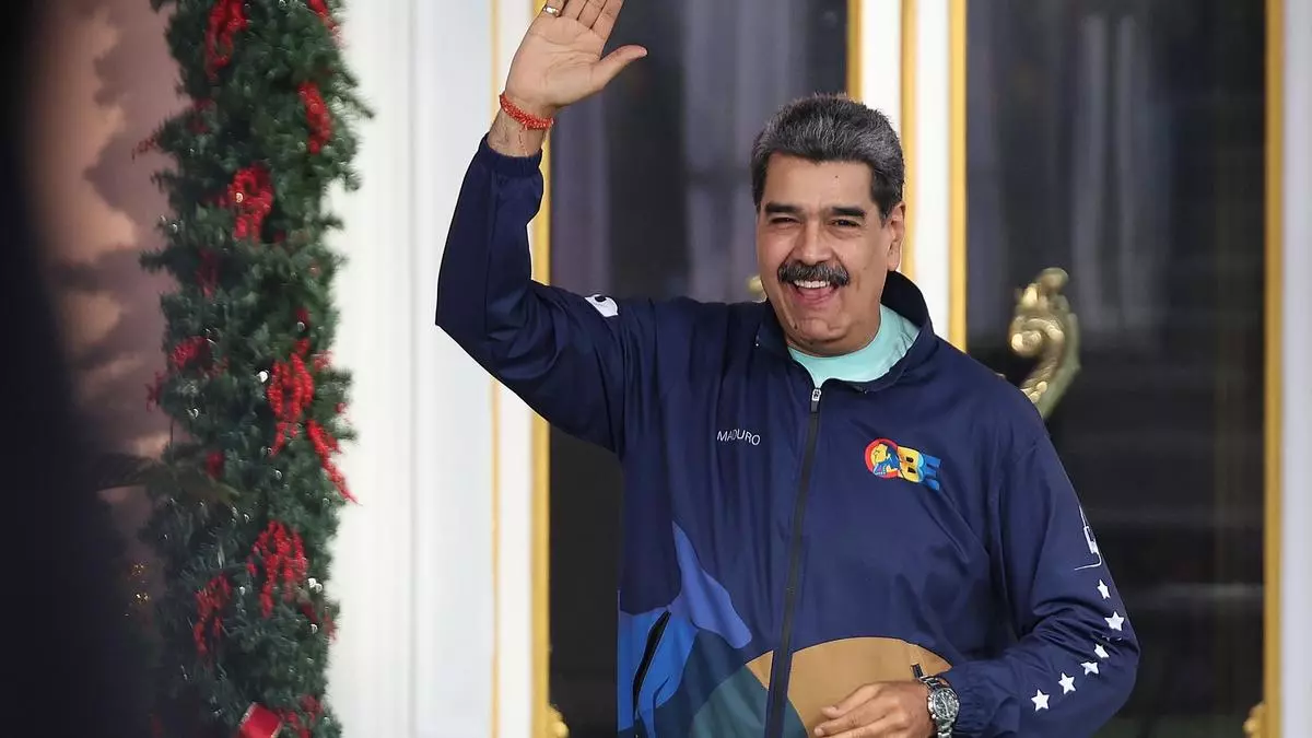 Maduro reaparece con baile y mensaje para estudiantes estadounidenses: "Diálogo, sí. Paz, si"