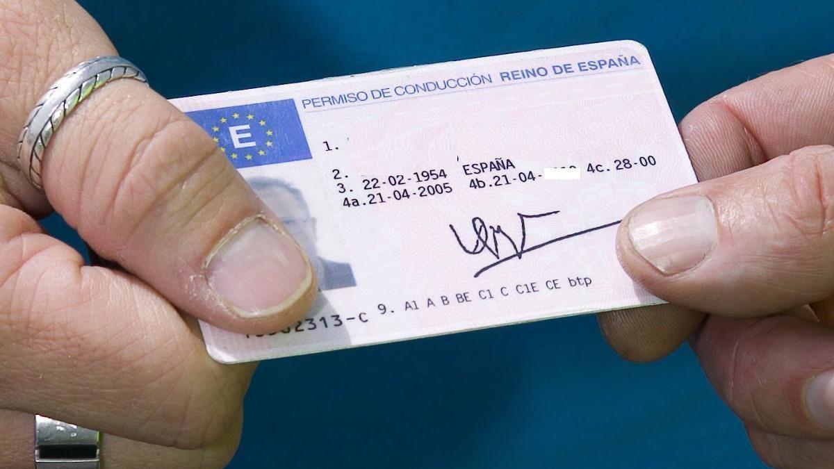Puedes sumar ahora dos puntos a tu carné de conducir (si cumples estos requisitos)