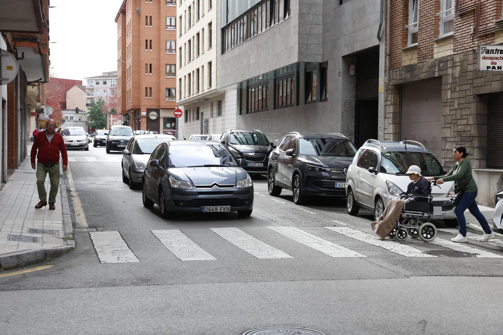 Cruces conflictivas que cortan la calle Leoncio Suárez