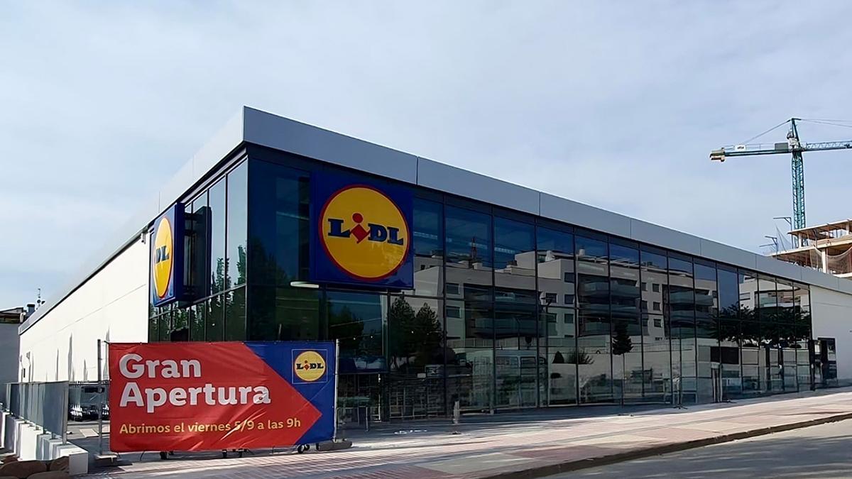 CORTINAS BARATAS LIDL | Largas filas en Lidl para hacerse con las cortinas que darán un toque elegante a tu hogar y a un precio mucho más barato que en Ikea