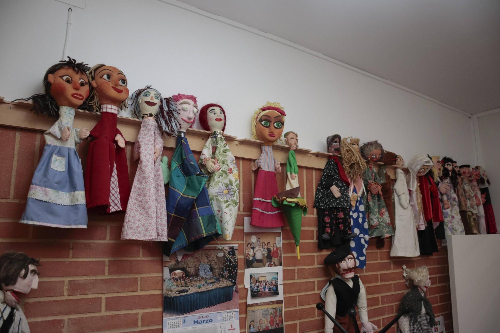 Un recorrido por el Centro Social para Mayores de El Llano, en imágenes