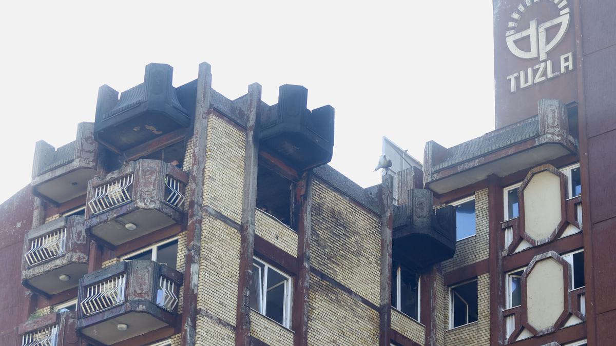 INCENDIO RESIDENCIA BOSNIA | Once muertos y 35 heridos por un incendio en una residencia de Bosnia