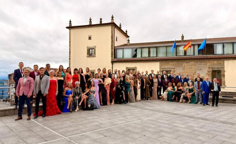 CERTAMEN NACIONAL ROYAL SENIOR | La gijonesa Belén Alas revive su pasión por la moda tras ganar el certamen Royal Spain Senior en Tineo