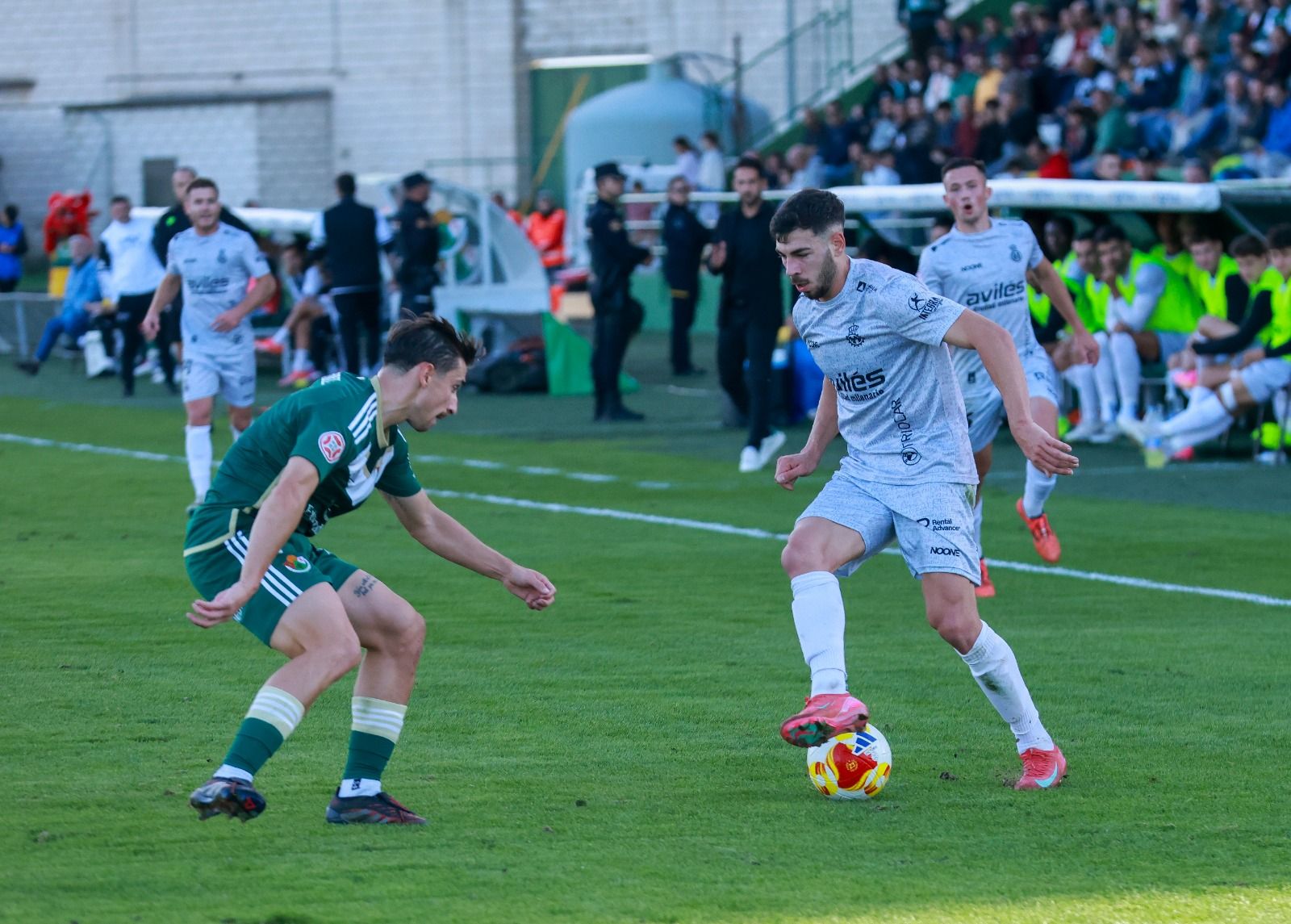 EN FOTOS: Las mejores fotografías de la victoria de Avilés sobre el Cacereño
