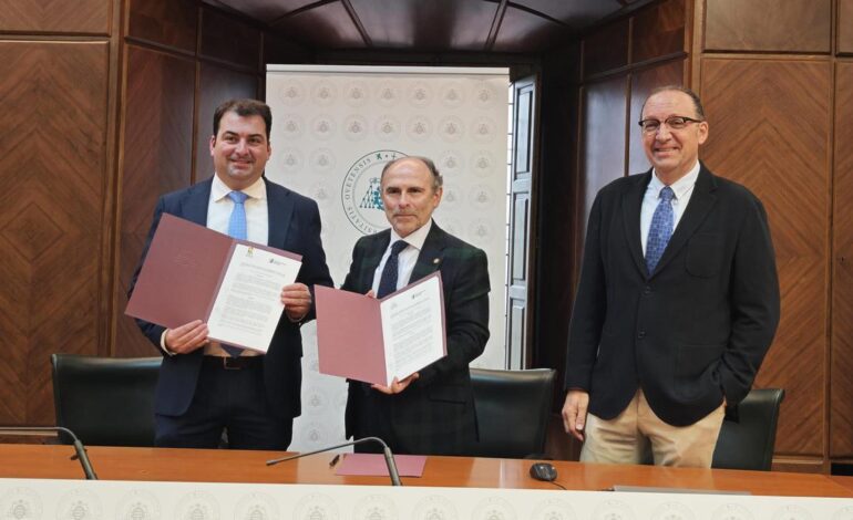 CONVENIO SALAS UNIVERSIDAD | Salas refuerza su vínculo con la Universidad de Oviedo y garantiza el futuro del Aula Valdés-Salas