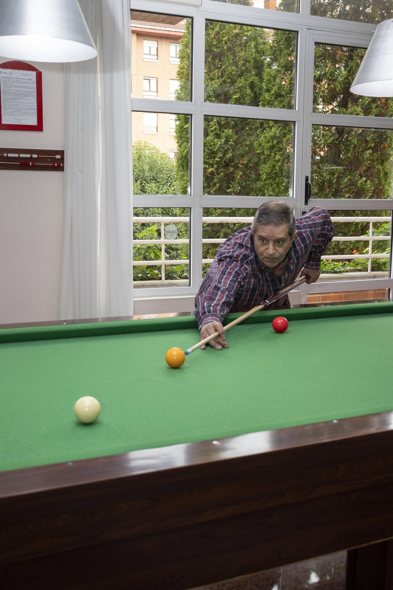 Un recorrido por el Centro Social para Mayores de El Llano, en imágenes