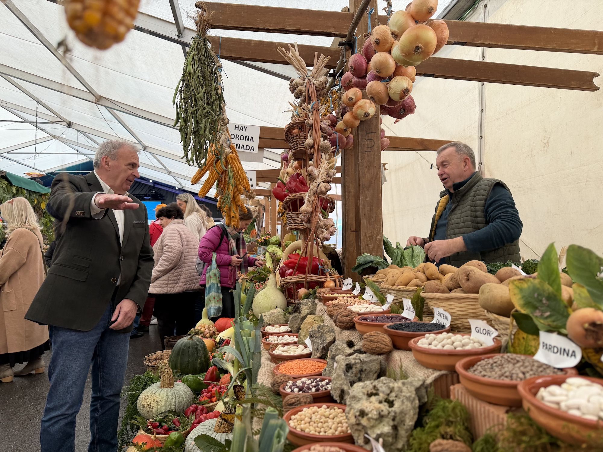 Concurso de castañas y productos de la huerta en Arriondas