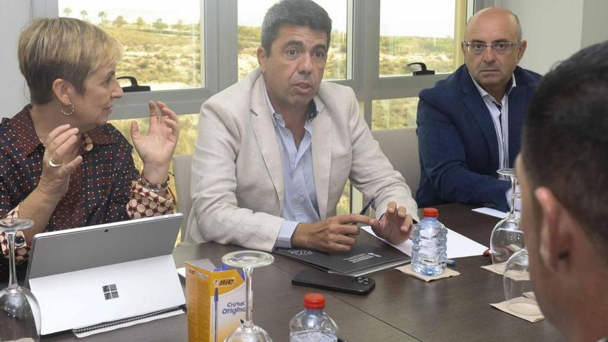 CARLOS MAZÓN | Dirigentes del PP valenciano piden una salida a la crisis con Mompó de nuevo líder