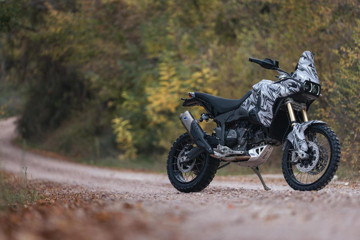 Ducati DesertX 2026